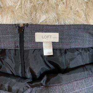 Gray plaid skirt with purple detail